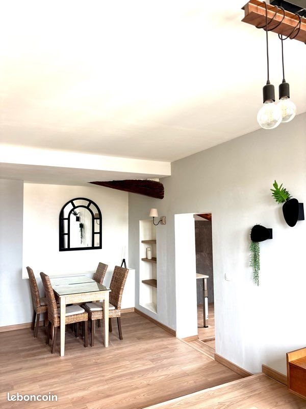 Appartement à louer, 120m², Mèze