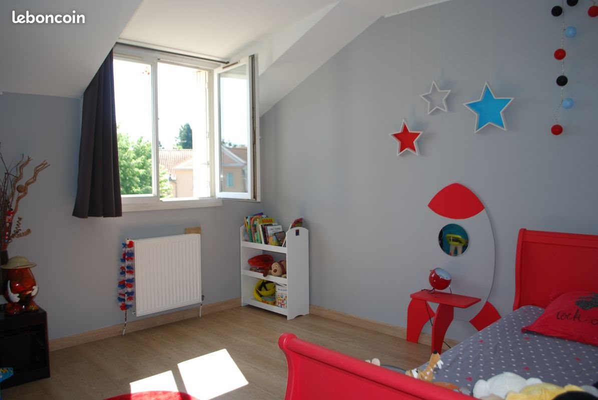 Appartement à louer, 85m², Charnay-lès-Mâcon