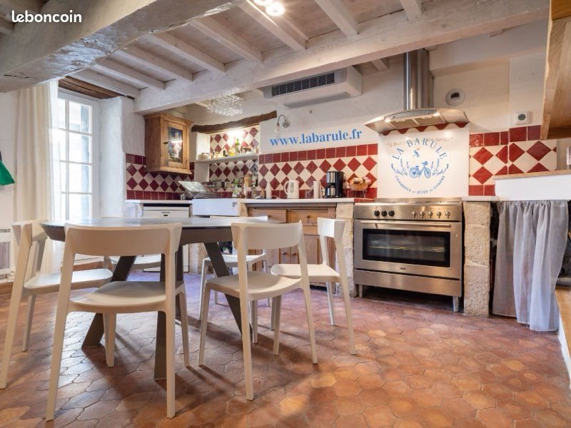 Appartement à louer, 65m², Charols