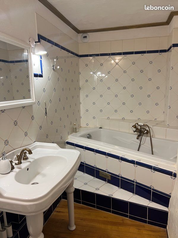 Appartement à louer, 65m², Charols