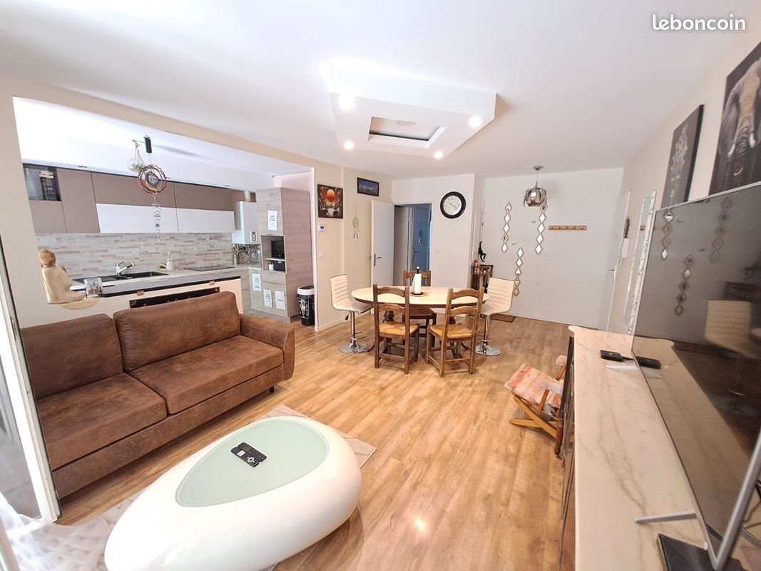 Appartement à louer, 75m², Aubagne