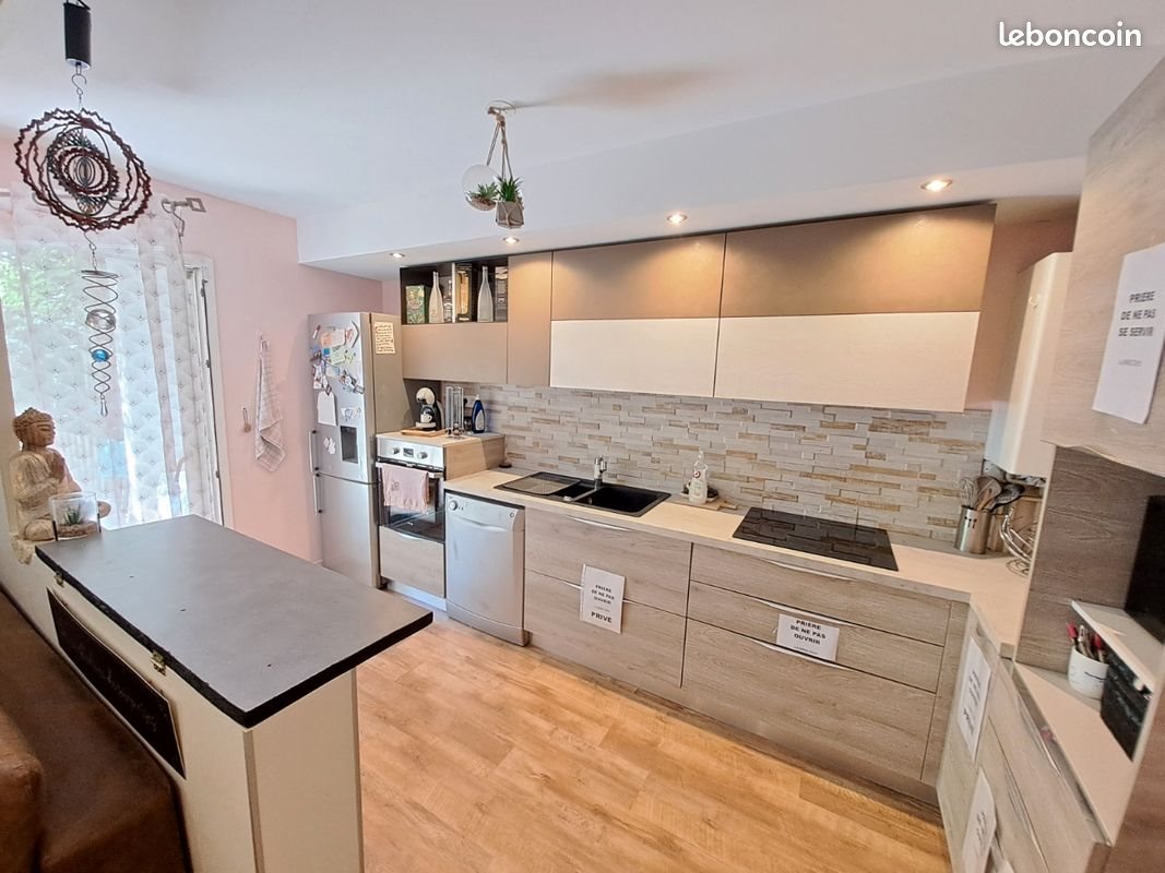 Appartement à louer, 75m², Aubagne