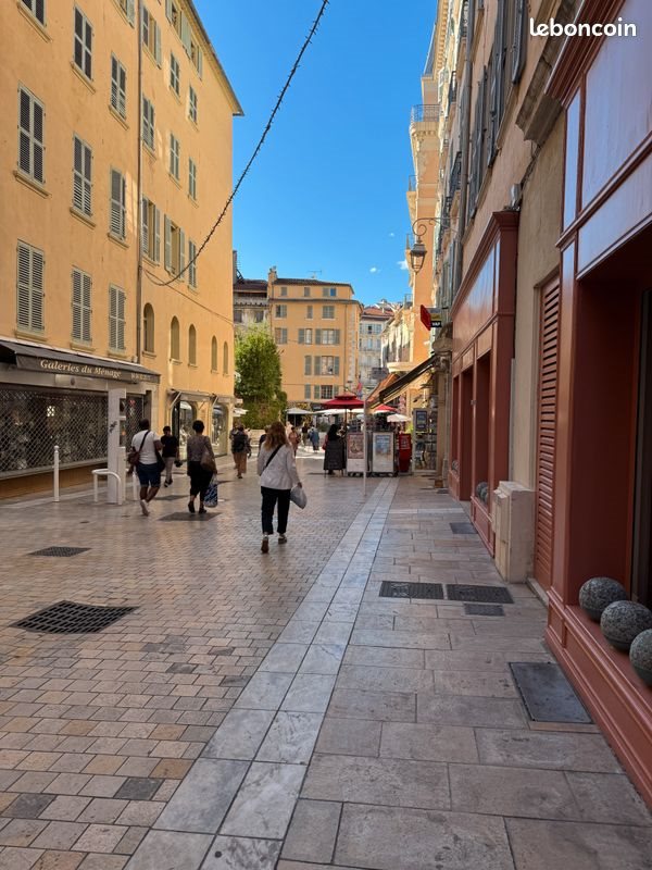 Appartement à louer, 19m², Toulon
