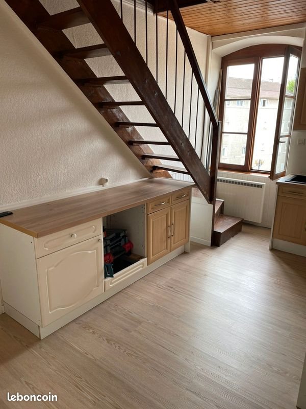 Appartement à louer, 63m², Pont-de-Chéruy