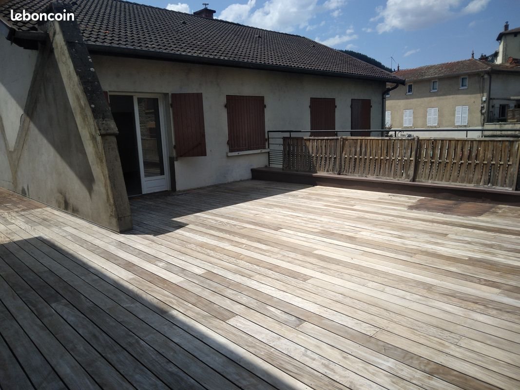 Appartement à louer, 150m², Valsonne