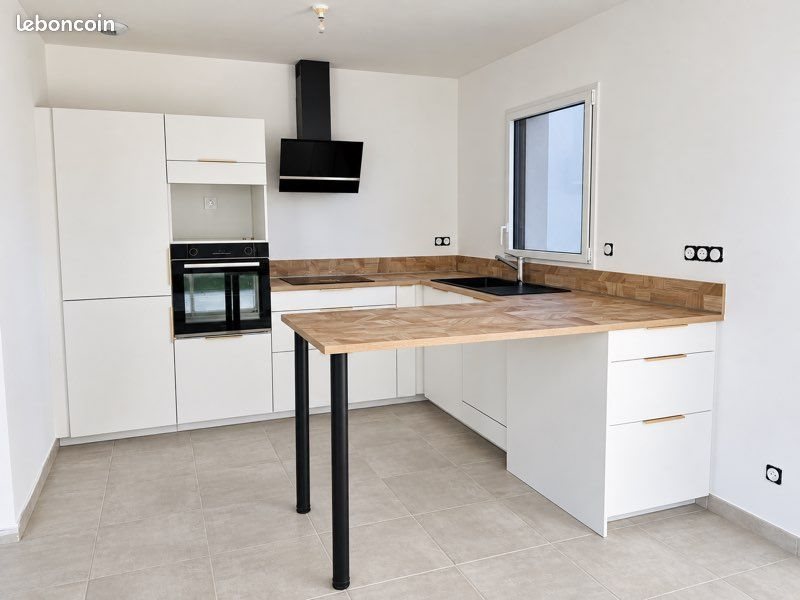 Maison à louer, 105m², Surzur