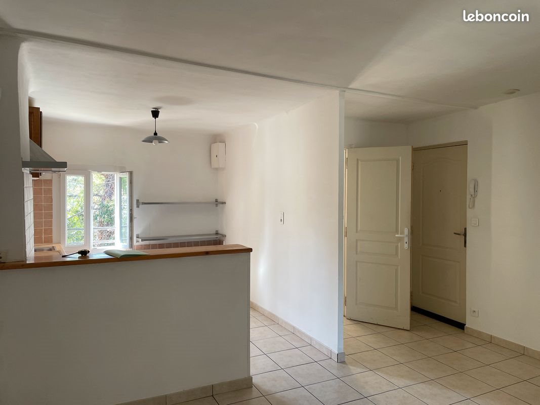 Appartement à vendre, 55m², Le Puy-Sainte-Réparade