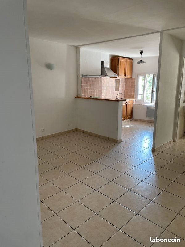 Appartement à vendre, 55m², Le Puy-Sainte-Réparade