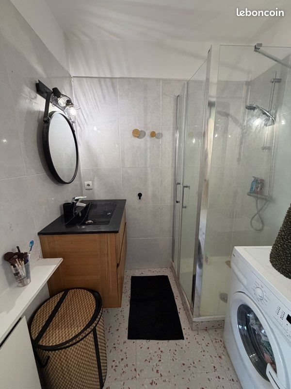 Appartement à louer, 47m², Antibes
