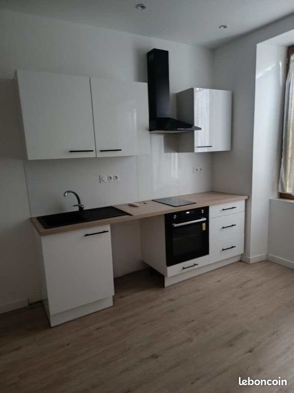 Appartement à louer, 65m², Seissan