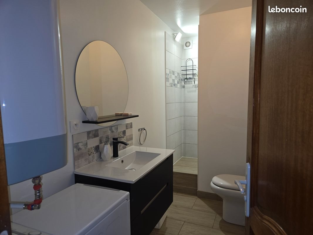 Appartement à louer, 65m², Ginasservis