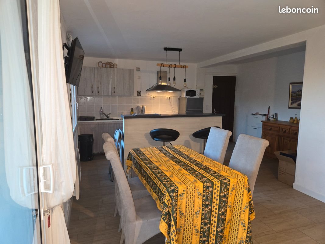 Appartement à louer, 65m², Ginasservis