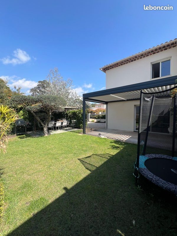 Maison à vendre, 95m², La Roquette-sur-Siagne