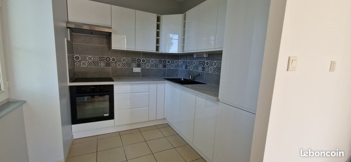 Appartement à louer, 43m², Flagnac
