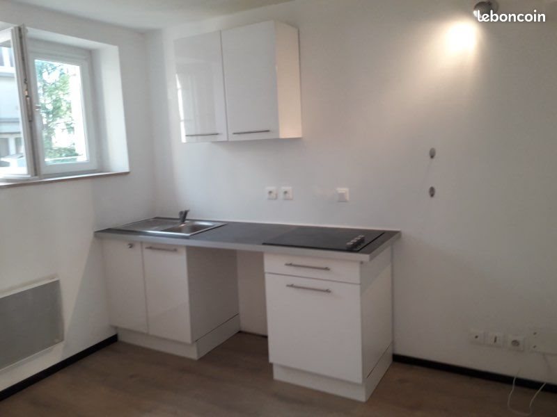 Appartement à louer, 47m², Aubenas