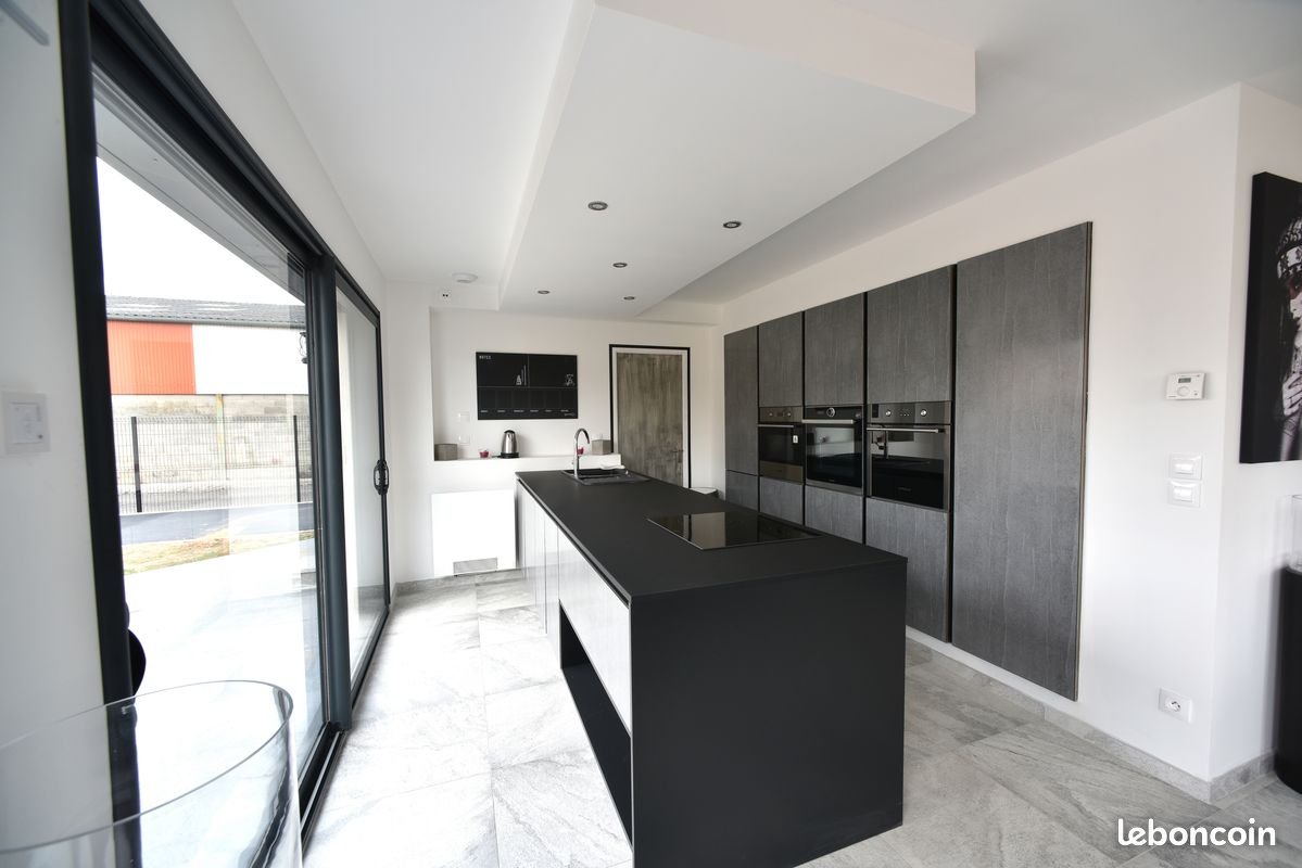 Maison à louer, 80m², Valdurenque