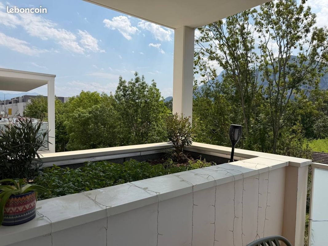 Appartement à louer, 60m², Saint-Egrève
