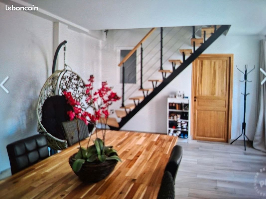 Maison à louer, 90m², Issou