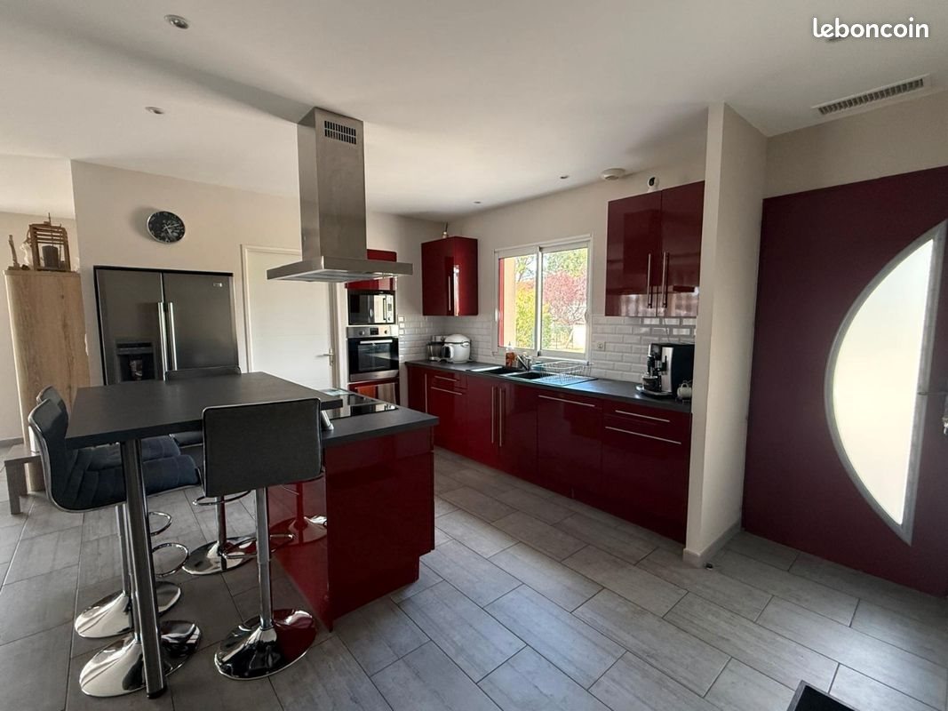 Maison à vendre, 118m², Saint-Pierre-d'Eyraud