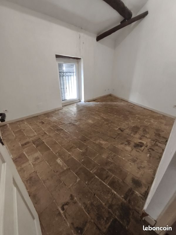 Appartement à louer, 100m², Eyguières