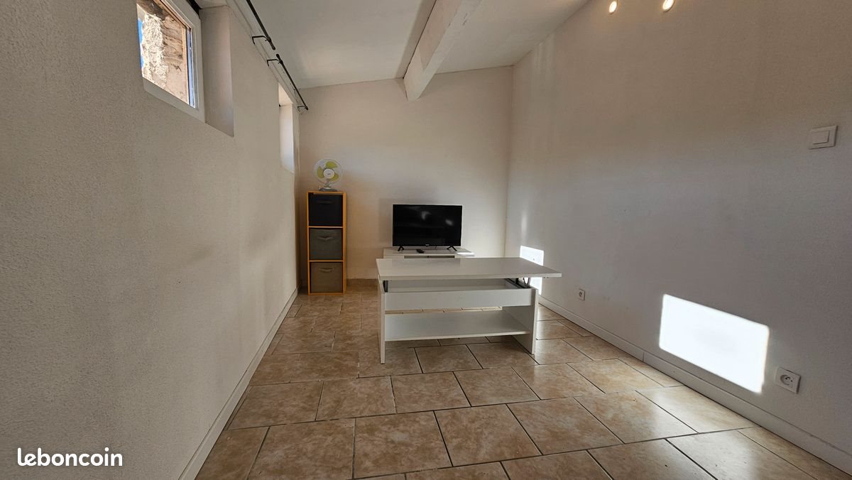 Appartement à louer, 29m², Auriol