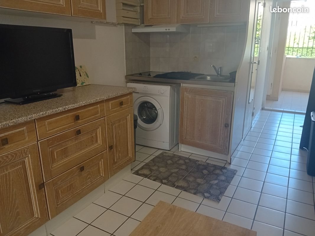 Appartement à louer, 25m², Sète
