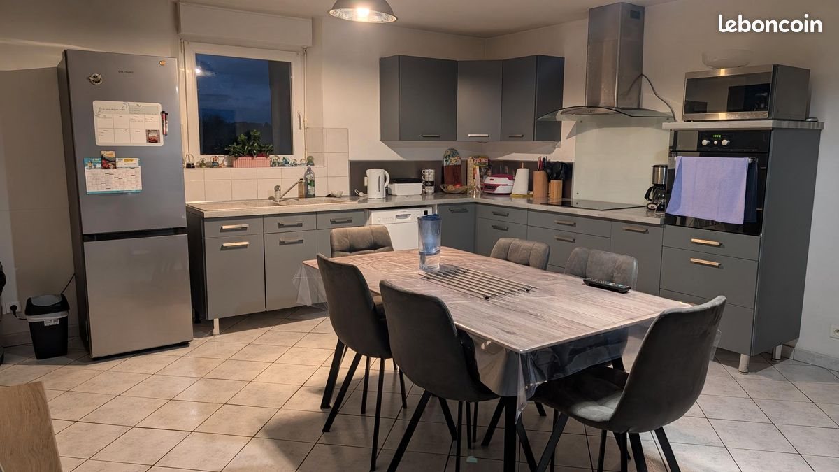 Maison à louer, 100m², Trévé