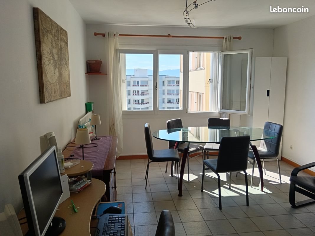 Appartement à louer, 40m², Saint-Genis-Pouilly