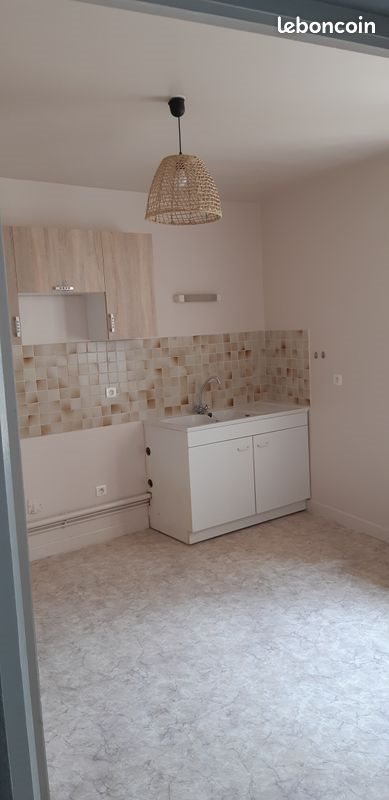 Appartement à louer, 57m², Chaudes-Aigues