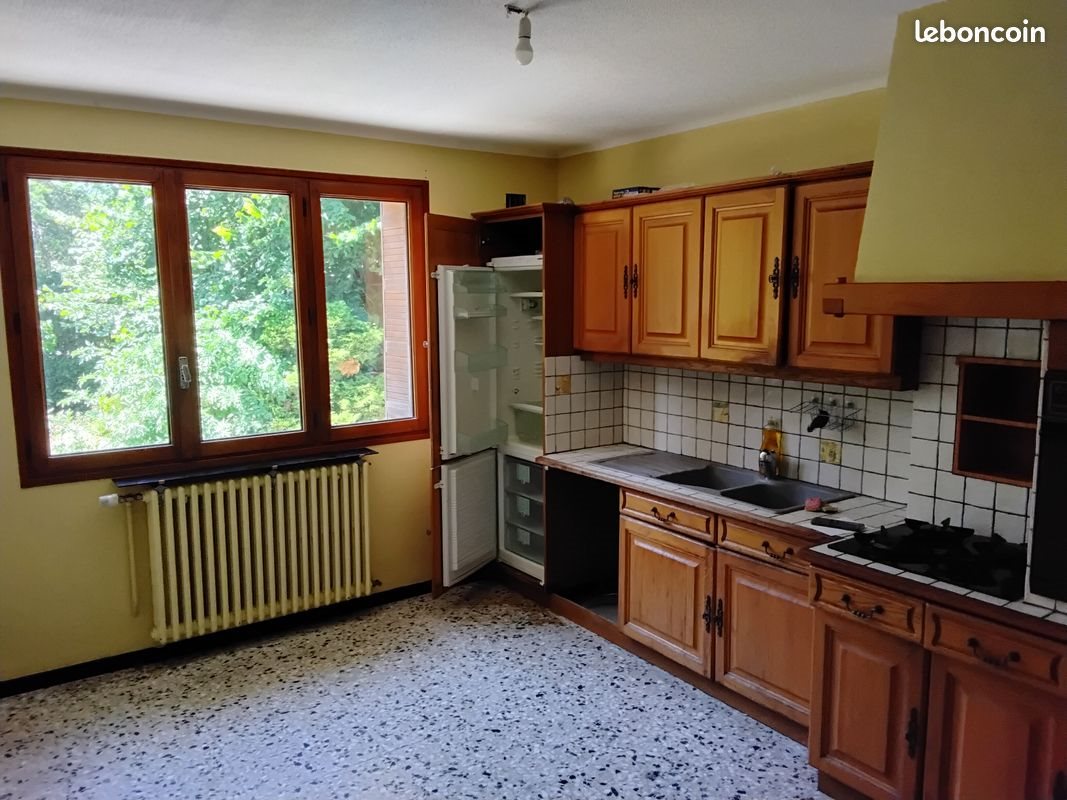 Appartement à louer, 90m², Saint-Jean-de-Maurienne