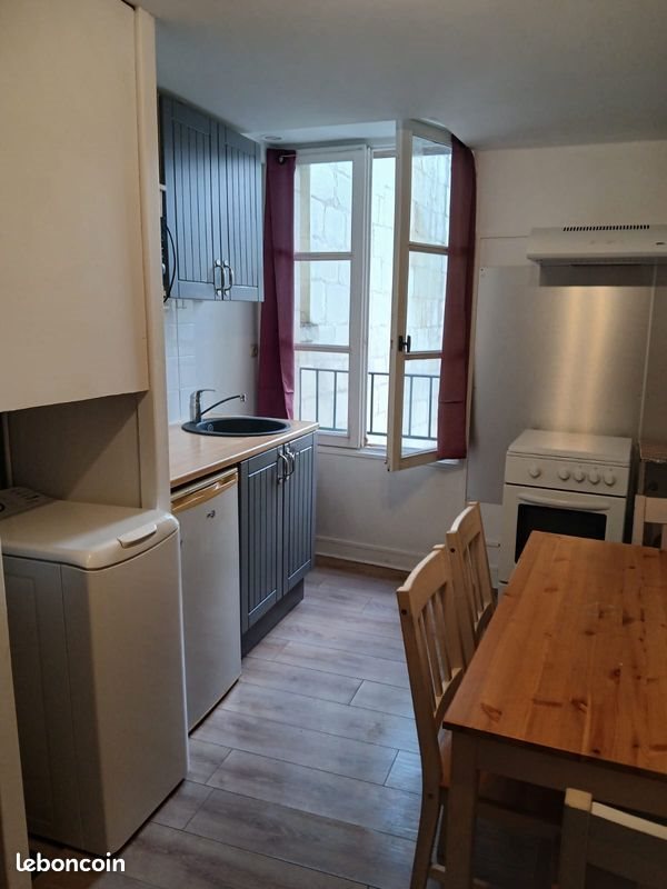 Appartement à louer, 25m², Chinon