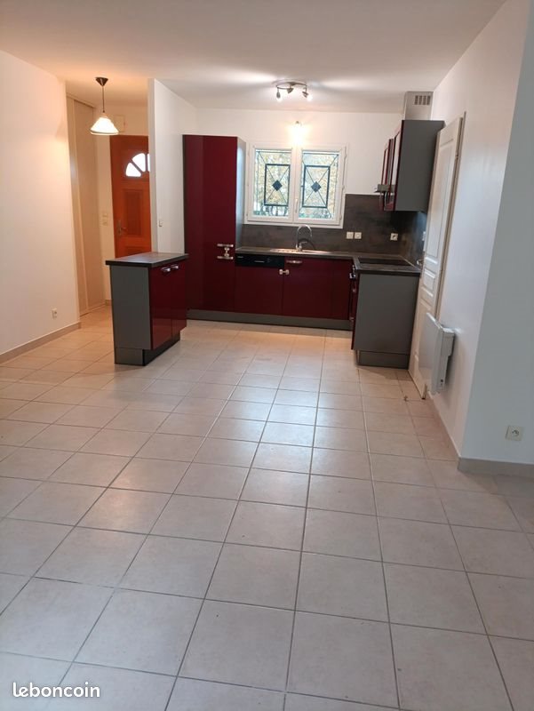 Maison à louer, 75m², Saint-Seurin-sur-l'Isle