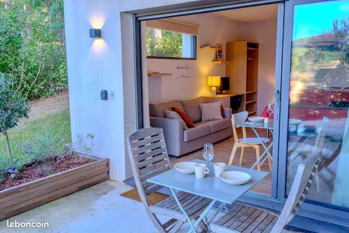 Appartement à louer, 30m², Cassis