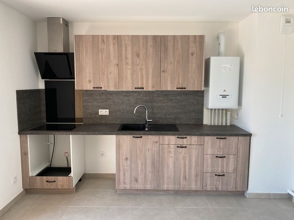 Appartement à louer, 53m², Toulon