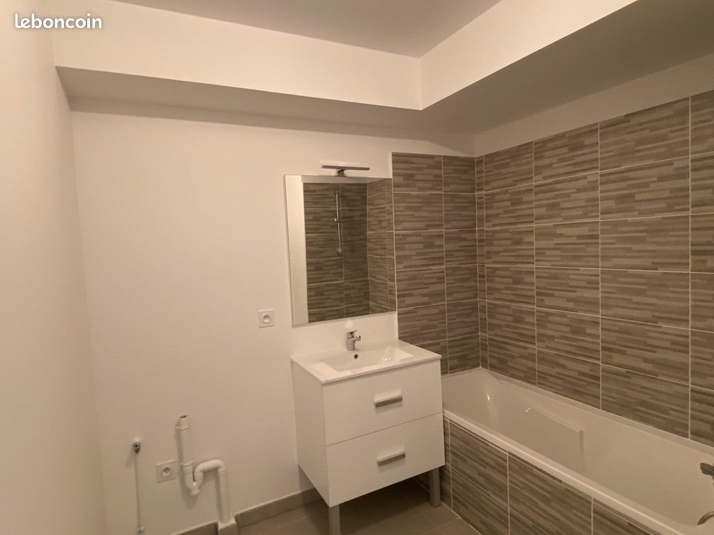 Appartement à louer, 53m², Toulon