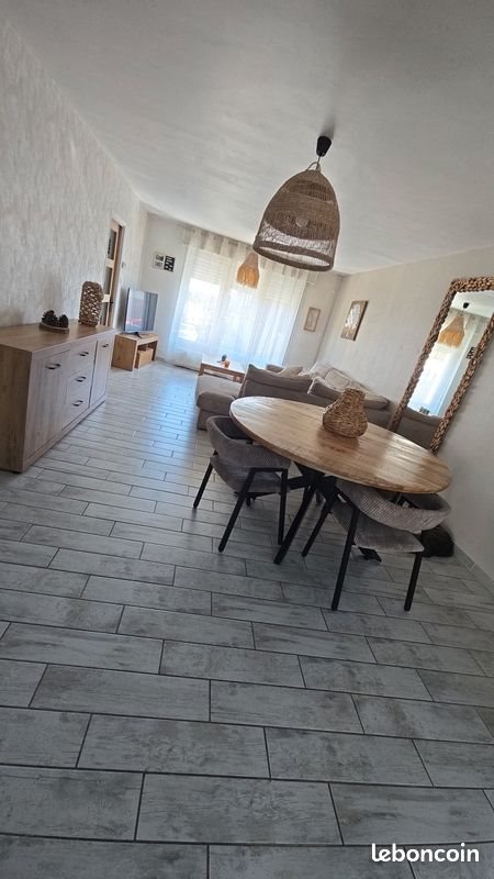 Maison à vendre, 94m², Beuvrages