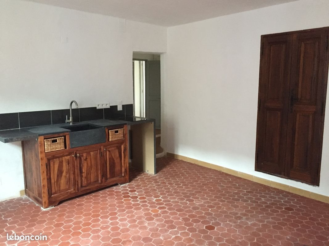 Appartement à louer, 65m², Saint-Saturnin-lès-Apt
