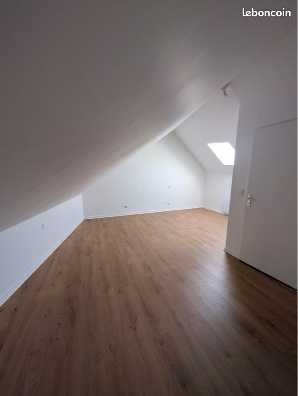 Appartement à louer, 80m², Abbeville