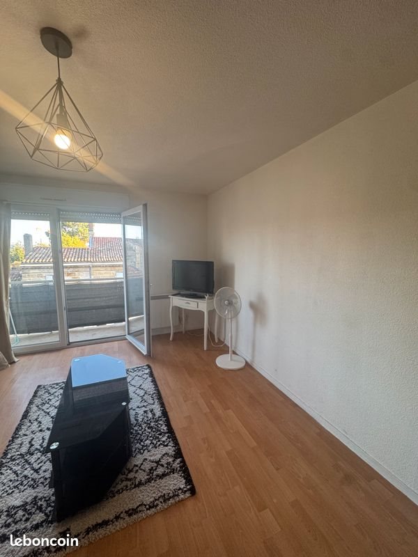Appartement à louer, 41m², Bordeaux
