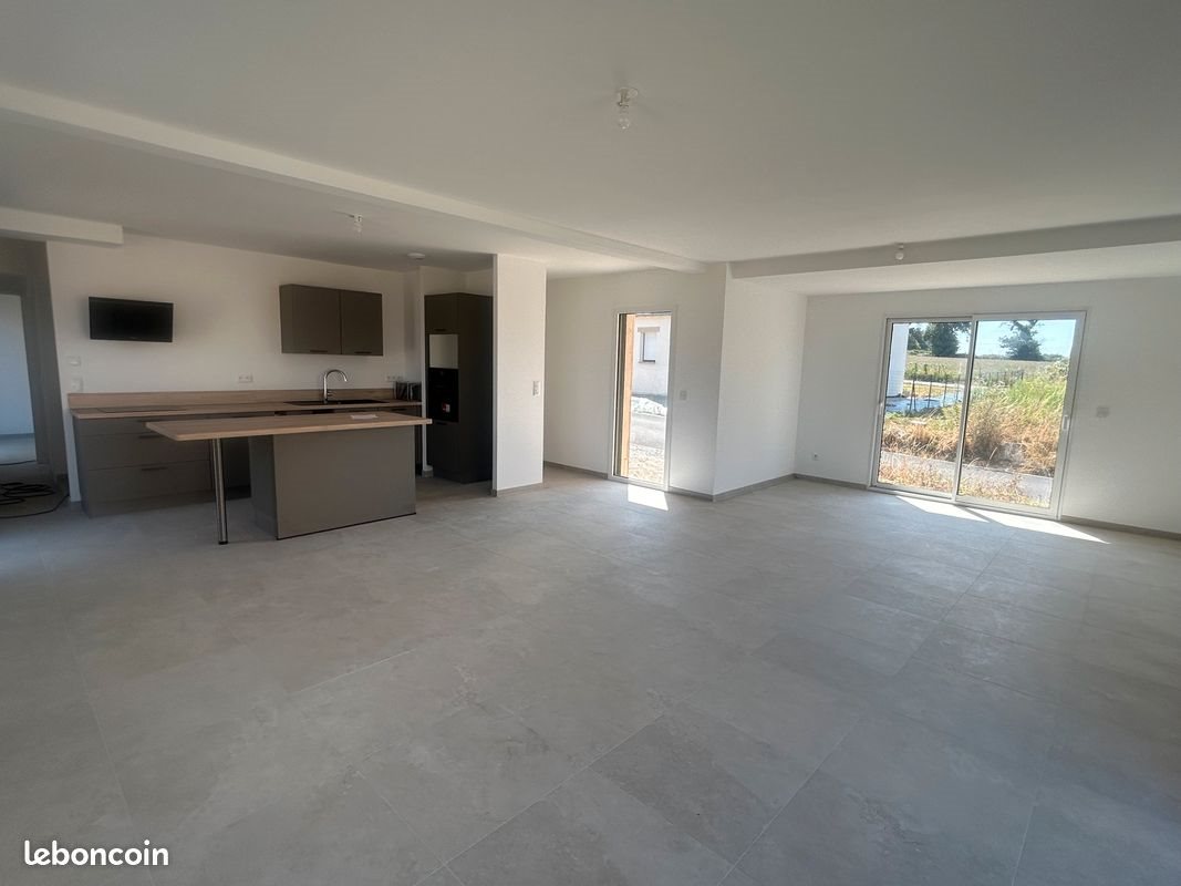 Maison à louer, 117m², Dol-de-Bretagne
