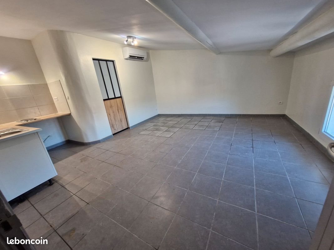 Appartement à louer, 35m², Carpentras