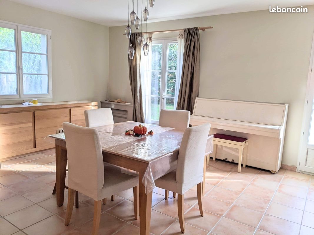 Maison à louer, 125m², Paradou