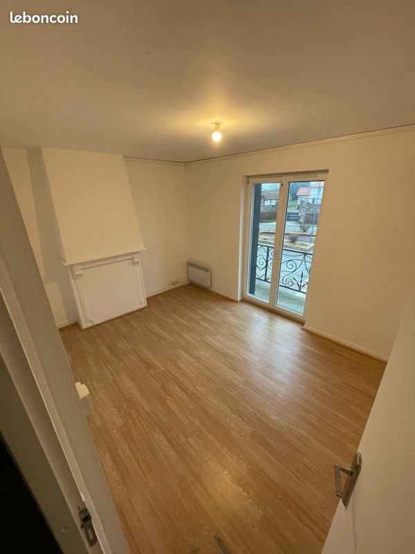 Appartement à louer, 66m², Annay