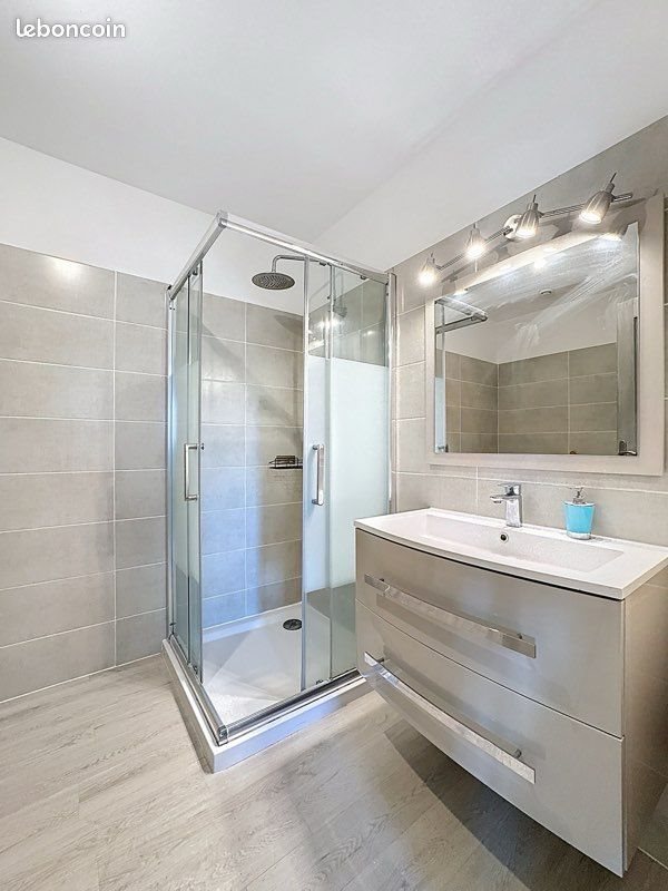 Appartement à louer, 57m², Ghisonaccia