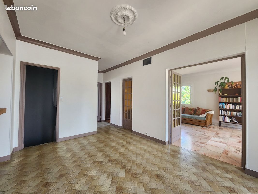 Maison à vendre, 180m², Seissan