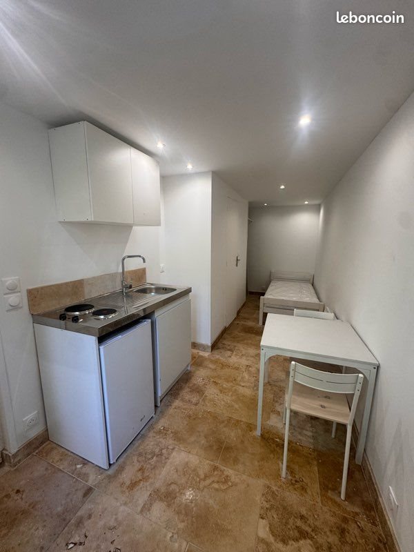 Appartement à louer, 18m², Brue-Auriac