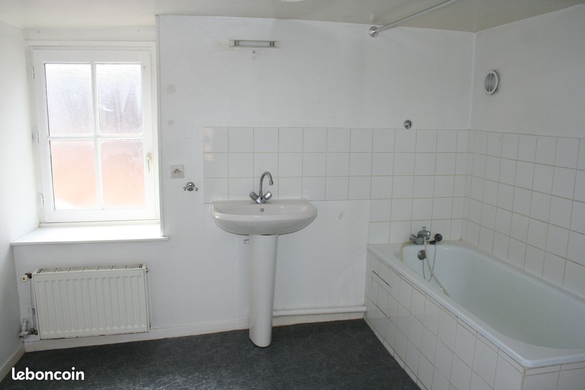Appartement à louer, 100m², Charleville-Mézières