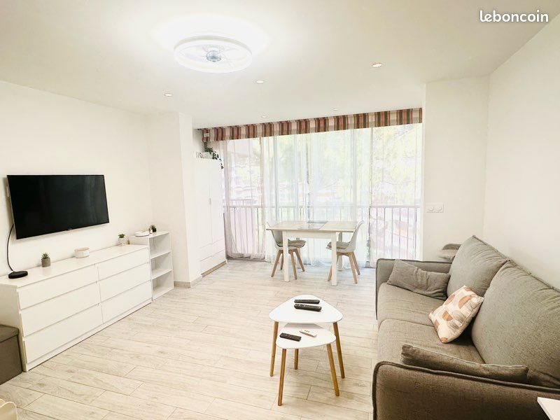 Appartement à louer, 24m², Mandelieu-la-Napoule