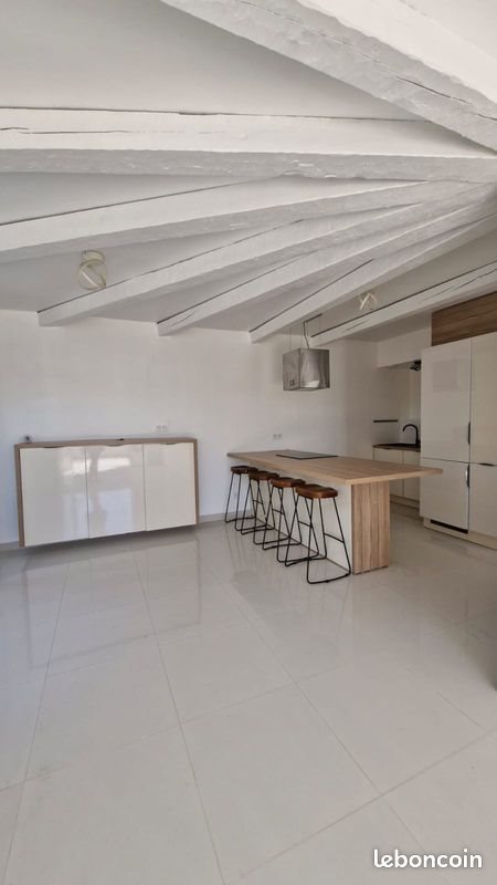 Maison à louer, 84m², Coudoux