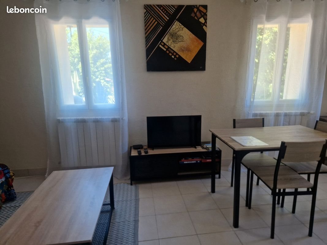 Appartement à louer, 35m², Saint-Privat-des-Vieux